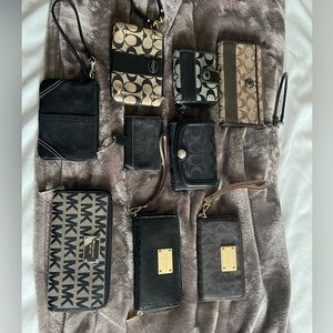 MICHEAL KORS AND COACH WRISTLETS